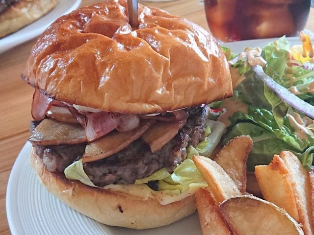 craft burger & dining THE ROOTS - サブ画像2