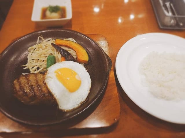 ハンバーグ 俵屋 大丸札幌店 - サブ画像1