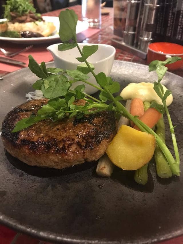 黒毛WAGYU RESTAURANT HACHI - サブ画像3