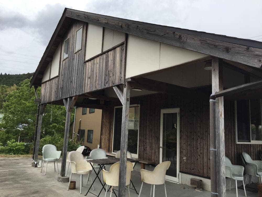 山のうえの小さなお店 えんがわ