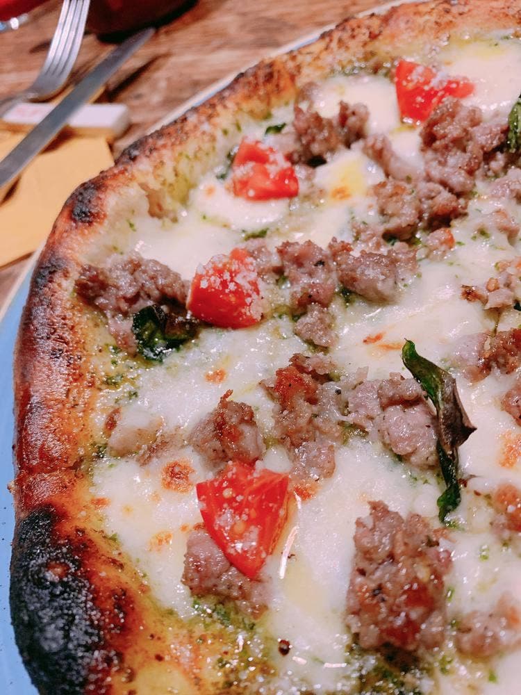 ピッツァ ブッダ ゴリラ