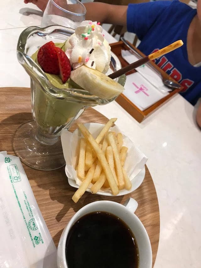 パフェとチーズ風車 THE OUTLETS HIROSHIMA店 - サブ画像2