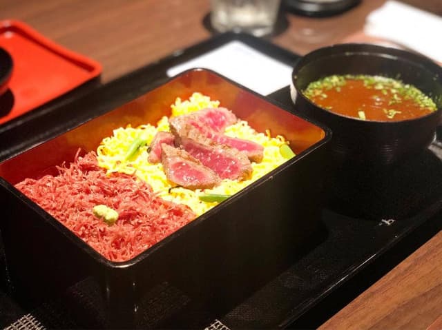 ハンバーグ&ステーキ 腰塚 サカエチカ店 - サブ画像1