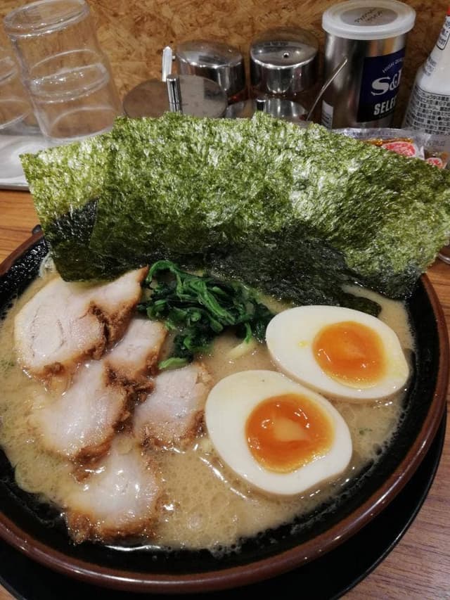 横浜家系ラーメン 松田家 東武練馬店 - サブ画像2