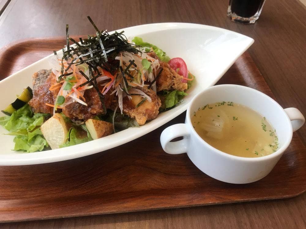 Riisa cafe