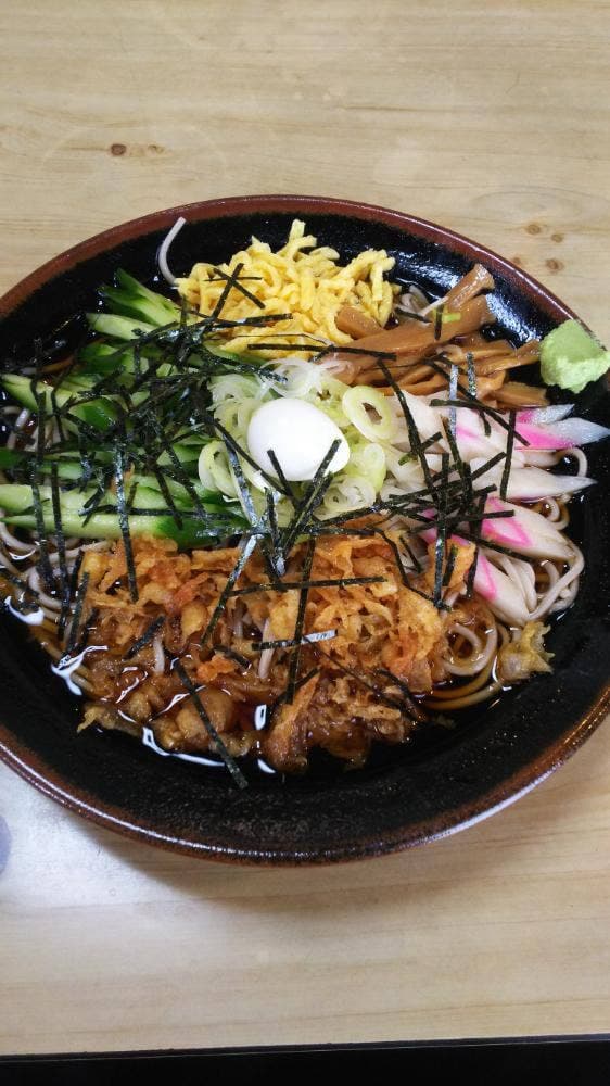 丸万そば店