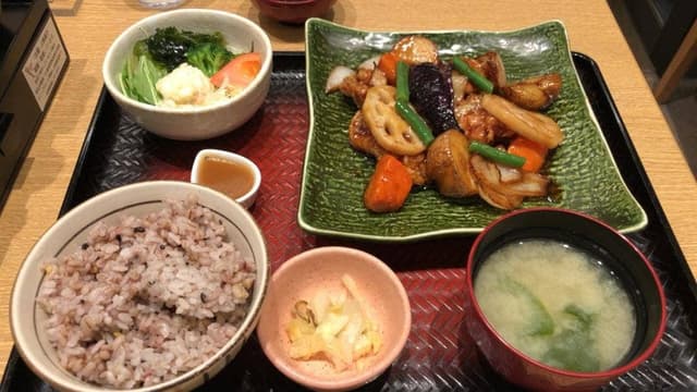 大戸屋ごはん処 ニッセイ札幌ビル店 - サブ画像2