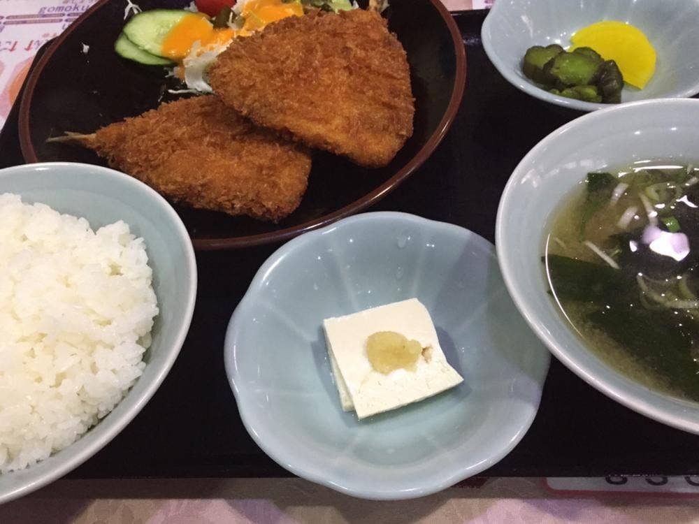 中華料理 安信屋