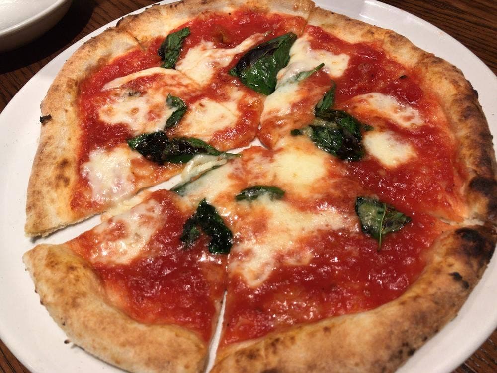PIZZA SALVATORE CUOMO ららぽーとTOKYO-BAY店