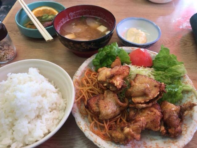 うどん・おでん まんぷく - サブ画像1