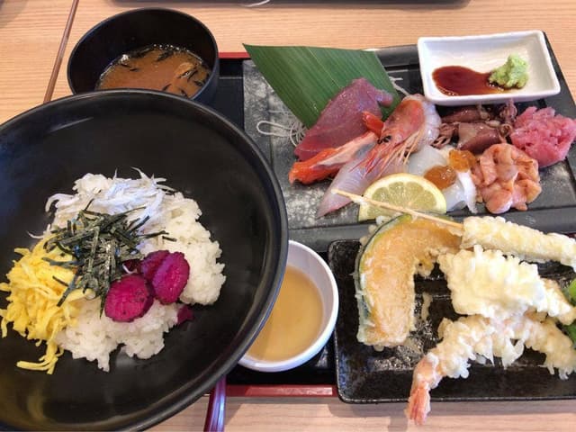 海鮮すし食堂 にほんのうみ 刈谷駅前店 - サブ画像3