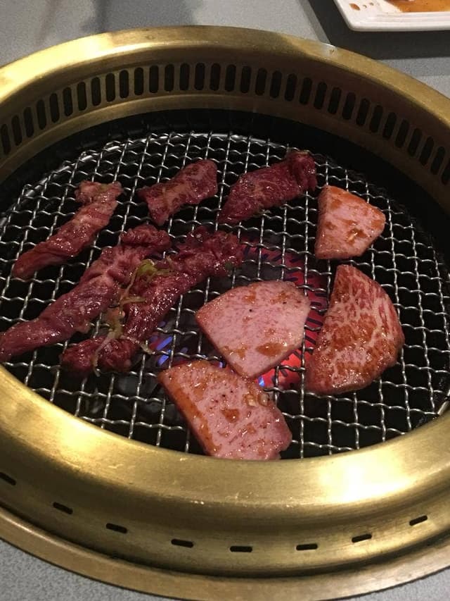 和牛焼肉ぱんちゃん - サブ画像1