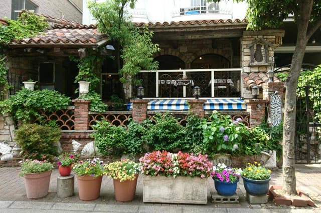 珈琲とミートパイの店 とんぼ茶屋 - サブ画像1