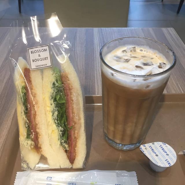 BLOSSOM & BOUQUET 赤坂Kタワー店 - サブ画像1