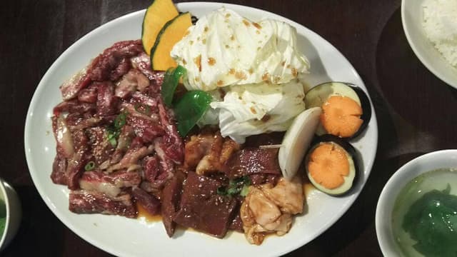 炭火焼肉 しょうえん - サブ画像1