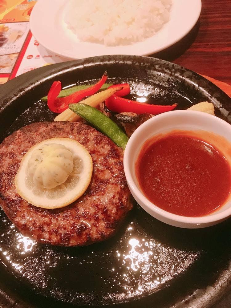 ガスト 大分森町店