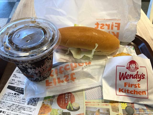 ウェンディーズ・ファーストキッチン 新横浜店 - サブ画像2