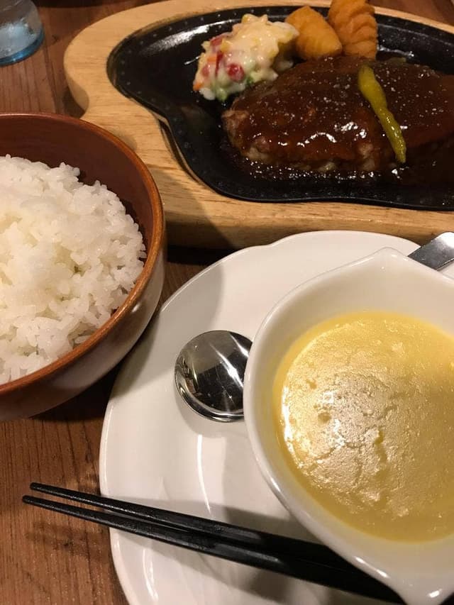びっくりドンキー 泉松森店 - サブ画像1