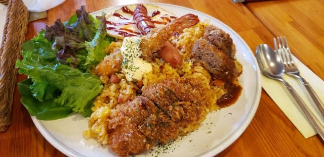 cafe & restaurant Capriccio - サブ画像1