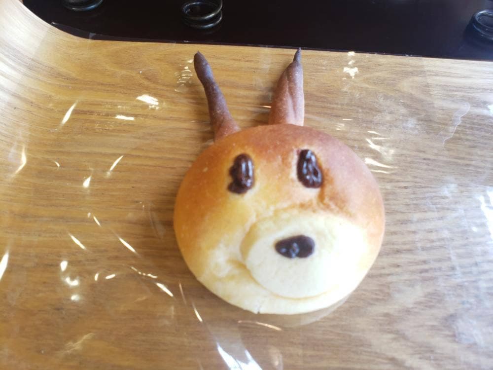 ヴィッキー ブレッド