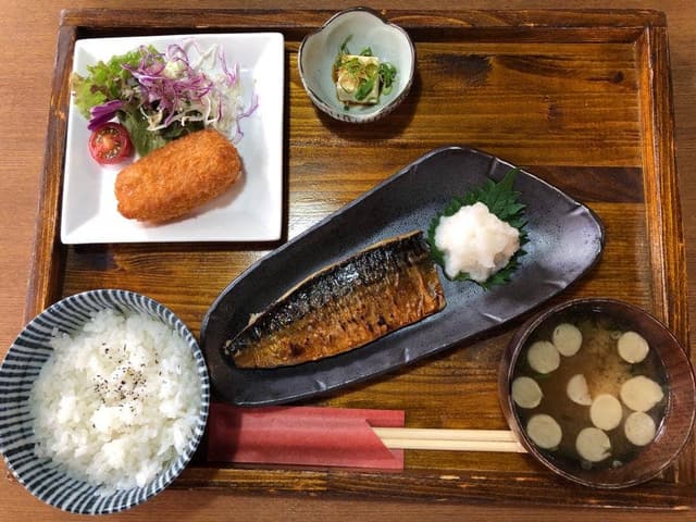 お好み焼き 鉄板料理 笑楽家 - サブ画像3
