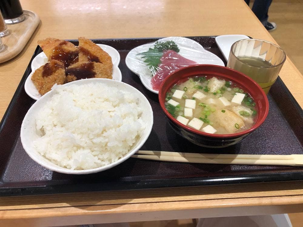 アクト社員食堂三丁目