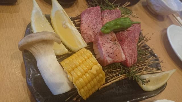 炭火焼肉 御縁屋 - サブ画像2