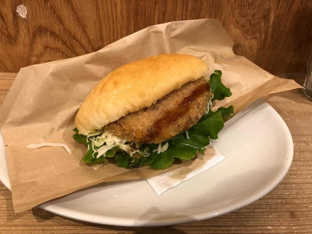 パン屋のオヤジ 泰生ポーチ