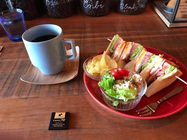 オーバーコーヒー 津島店 - サブ画像1