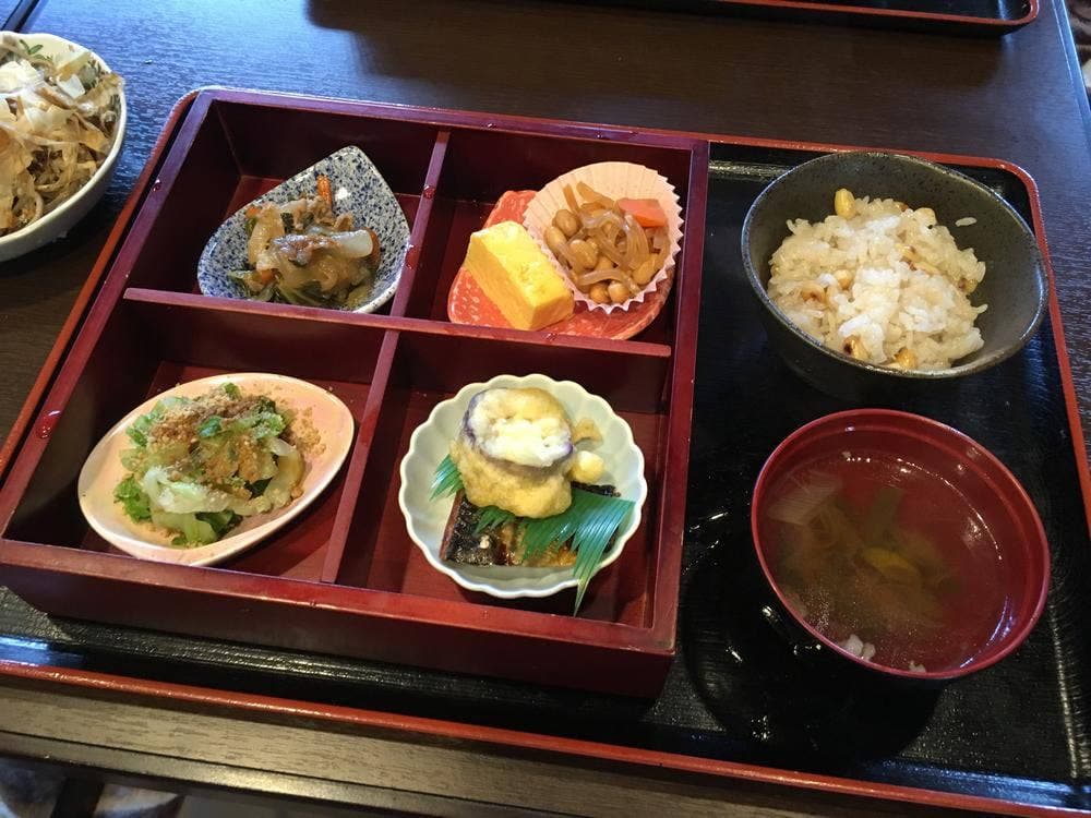 古民家レストラン しげじろう