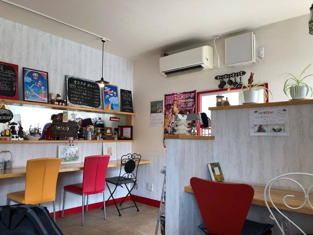 カフェシュクルーム