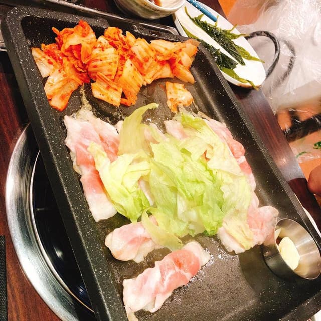とん豚テジ 新宿店 - サブ画像2