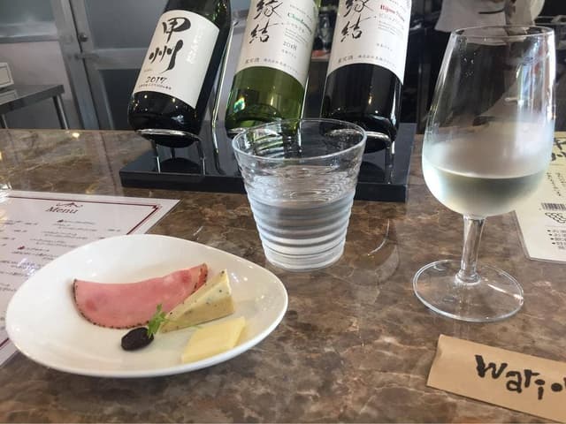 島根ワイナリー 試飲即売館バッカス - サブ画像1