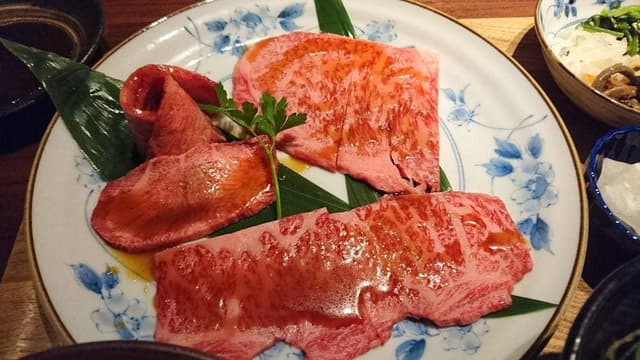 焼肉しゃぶしゃぶシャンボール - サブ画像1
