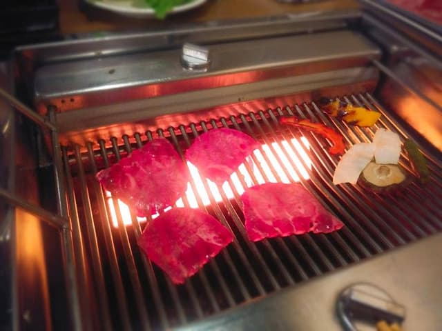 焼肉ダイニング 肉の方程式 - サブ画像2