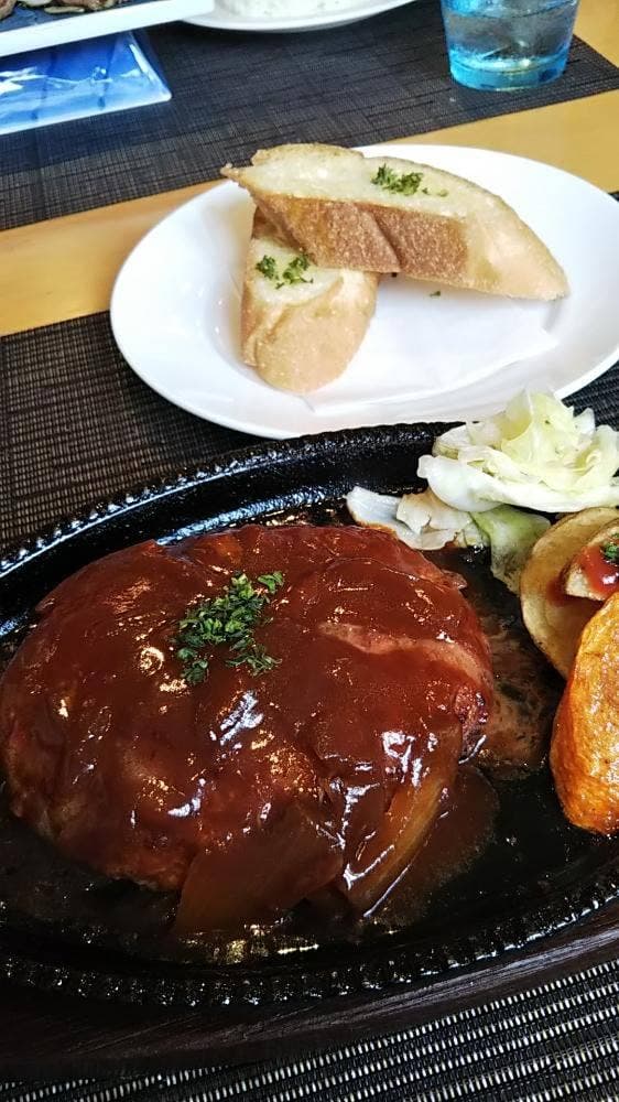 Khana Pina