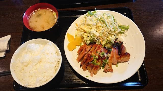 地鶏個室居酒屋 勝枝のとり 大門総本店 - サブ画像2