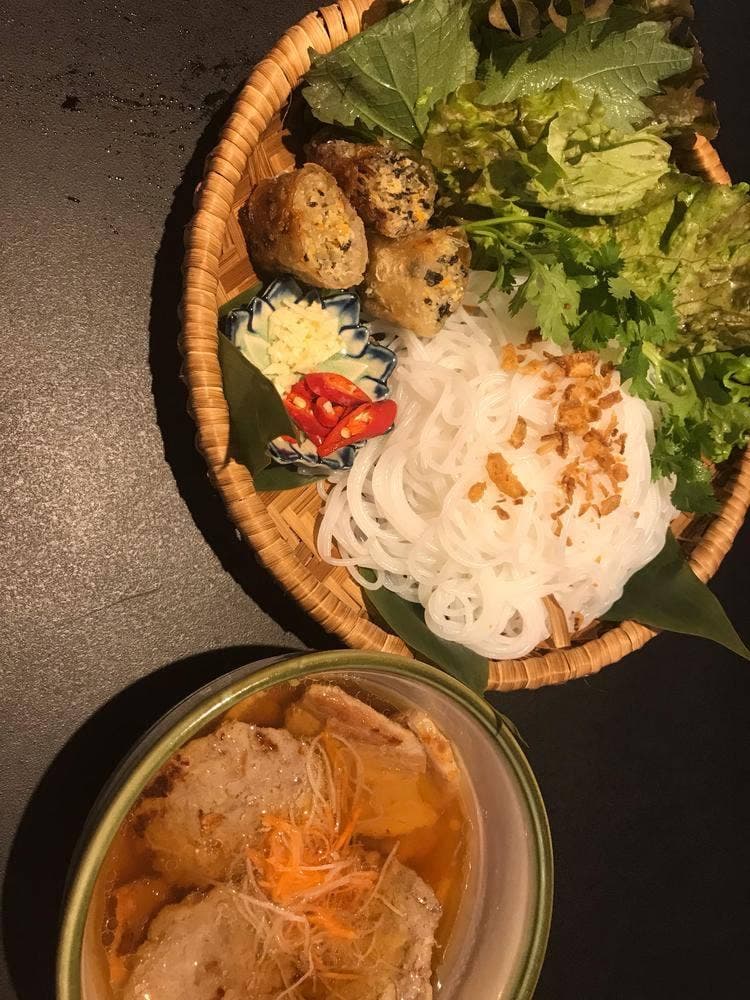 ベトナム居酒屋さるちゃん