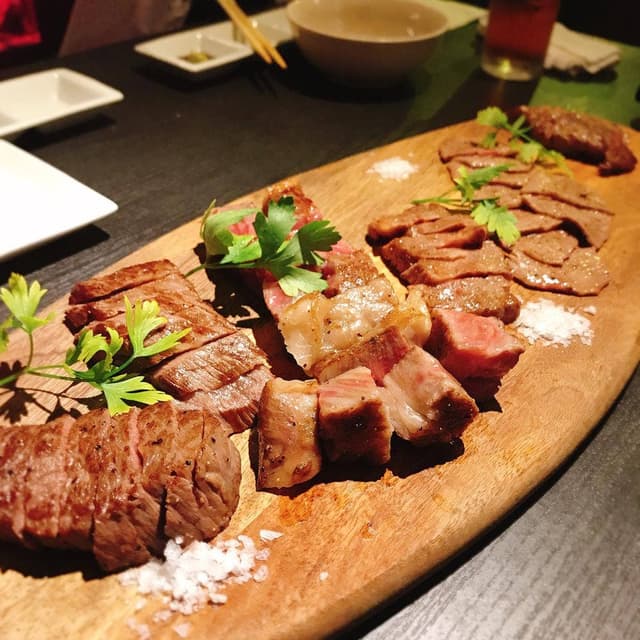 ステーキハウスMO-MO- 横浜本牧店 - サブ画像1
