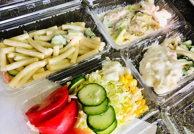 あつあつかあさん弁当三郷店 - サブ画像1