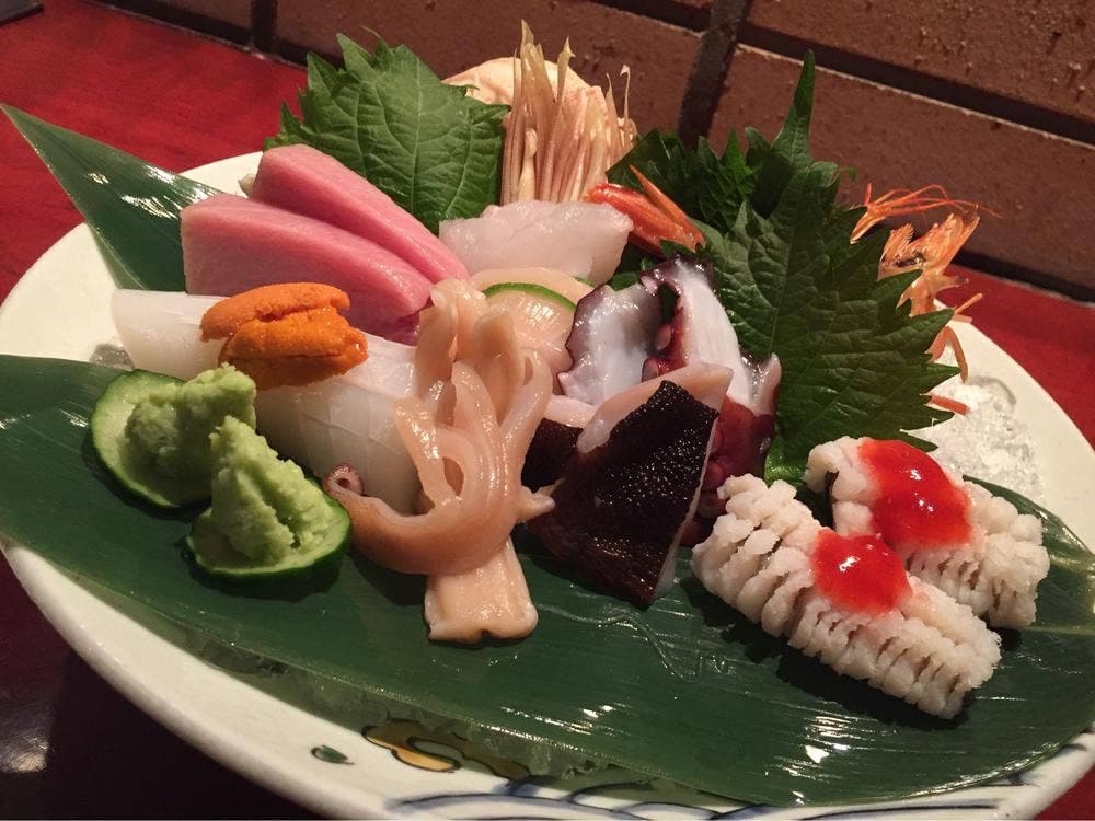 炭焼割烹 わらじん
