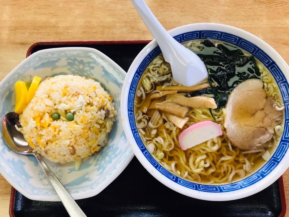 えいやす