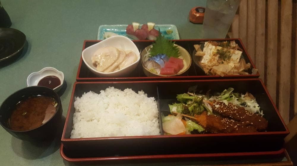 馬寿司・肉割烹 さくらや本家