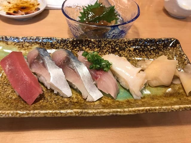 や台ずし 鳥取駅前町 - サブ画像1