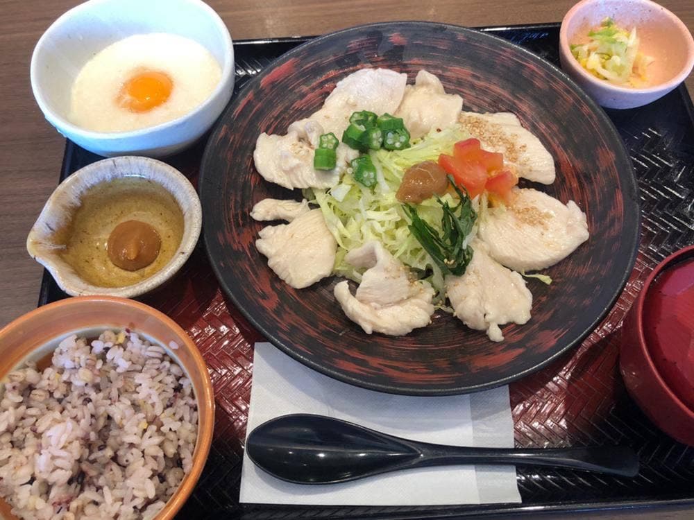 大戸屋ごはん処 小牧店