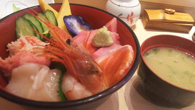 神田江戸っ子寿司 南口店 彩 - サブ画像1