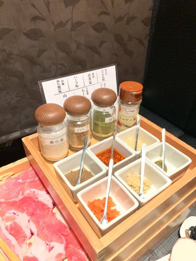 GINZA 春夏秋豚 横浜店 - サブ画像1