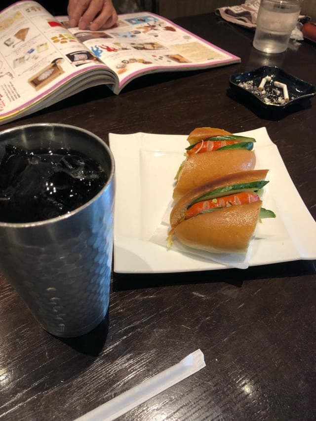 支留比亜珈琲店 神の倉店 - サブ画像3