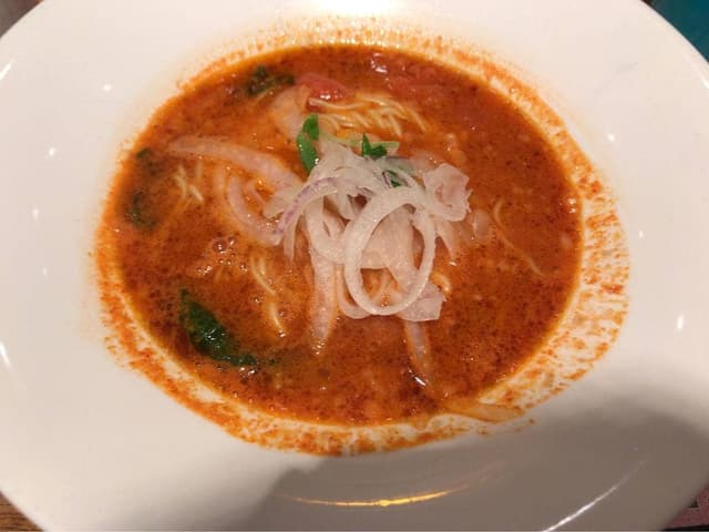 真っ赤ならーめん とまこ 三宮センタープラザ店 - サブ画像3