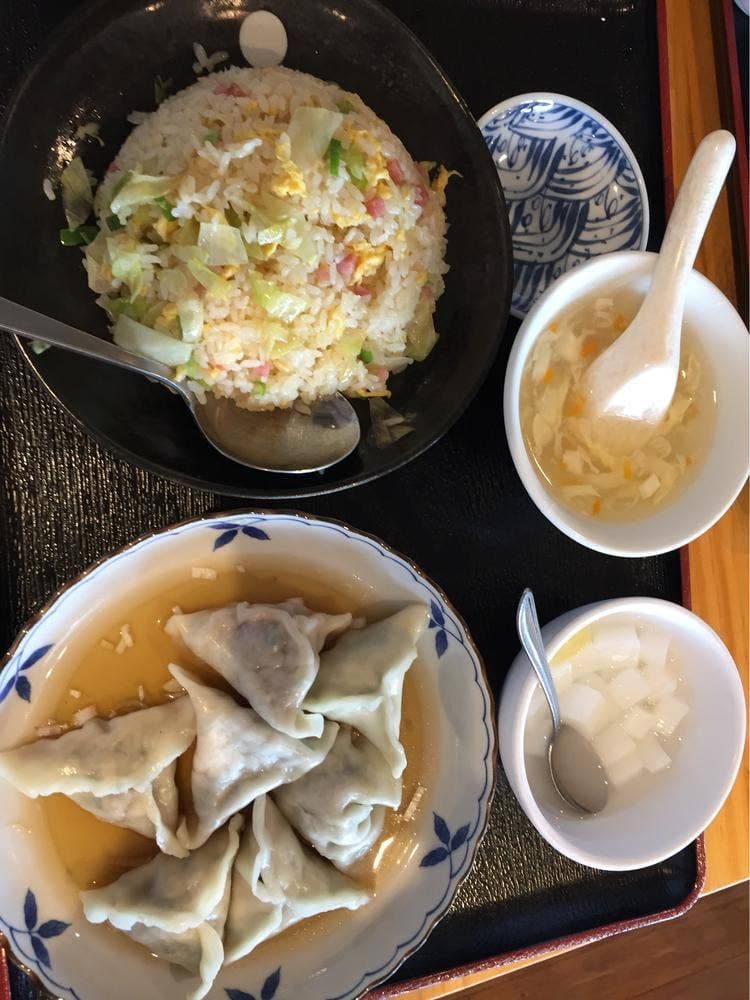 ザ・餃子亭